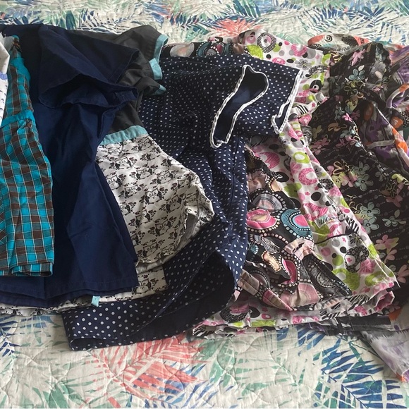 Scrub Bundle - Picture 3 of 4